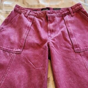 🌷SALE🌷SALE🌷Pink Distressed Denim Jeans